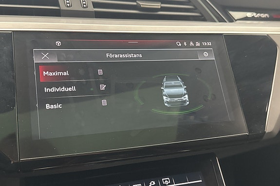 Audi SQ8 e-tron 18 of 30