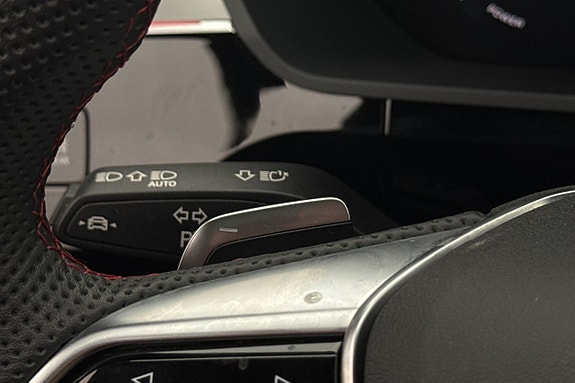 Audi SQ8 e-tron 30 of 30