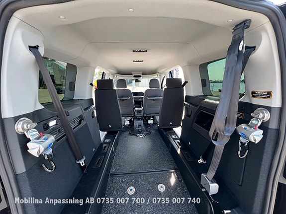 Ford Connect Tourneo 4 of 22