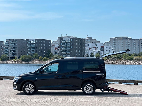 Ford Connect Tourneo 14 of 22