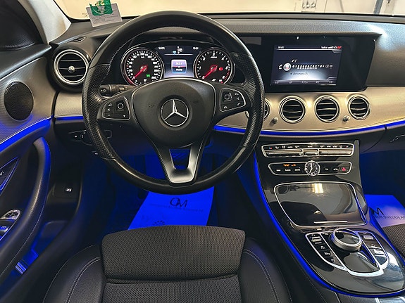 Mercedes-Benz E220 14 of 20