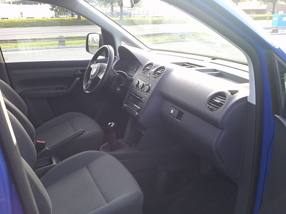 Volkswagen Caddy Maxi 9 of 9