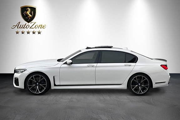 BMW 750Ld 4 of 5
