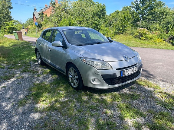 Renault Megane III 3 of 10