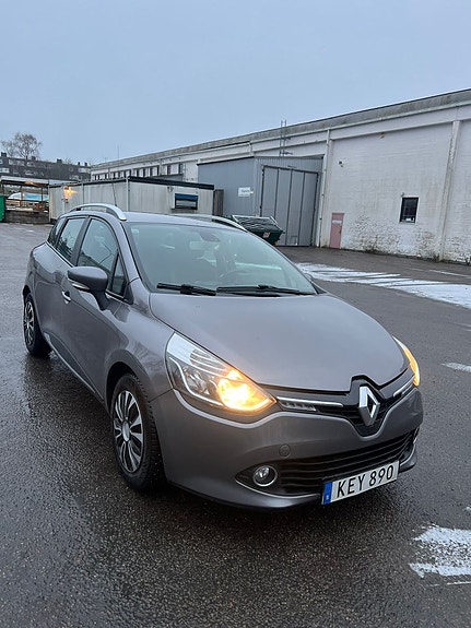 Renault Clio 2 of 5