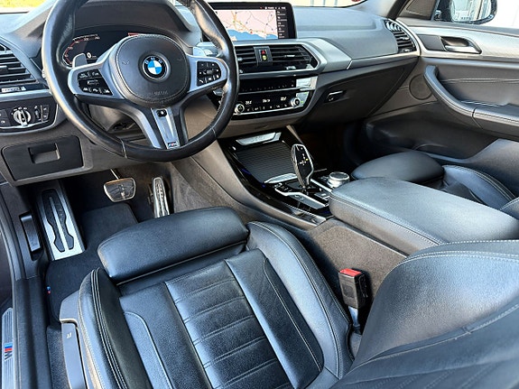 BMW X3 3 of 4