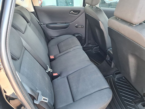 Mercedes-Benz A180 8 of 10