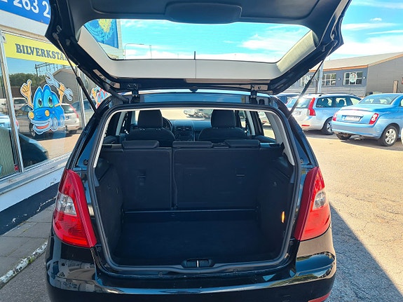 Mercedes-Benz A180 7 of 10