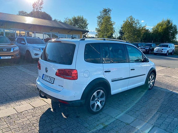 Volkswagen CrossTouran 3 of 5