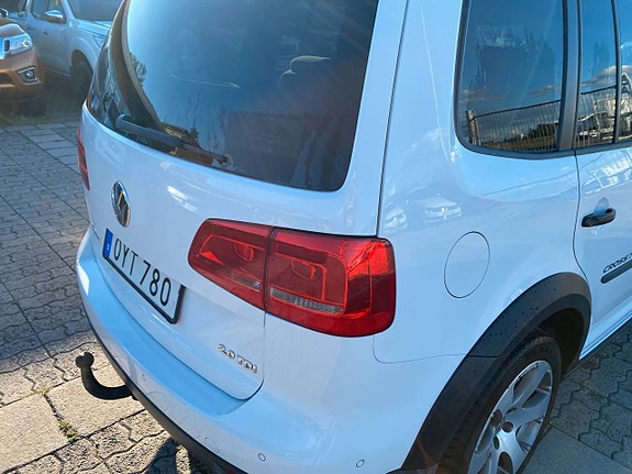 Volkswagen Touran Cross 9 of 22