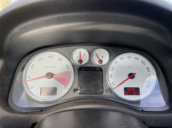 Peugeot 307 CC 23 of 23