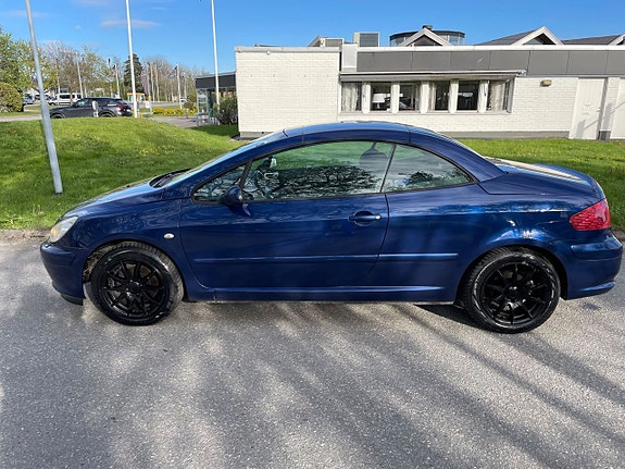 Peugeot 307 CC 12 of 23