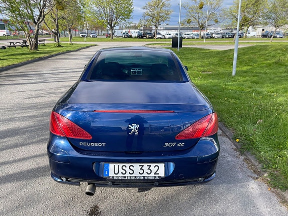 Peugeot 307 CC 18 of 23