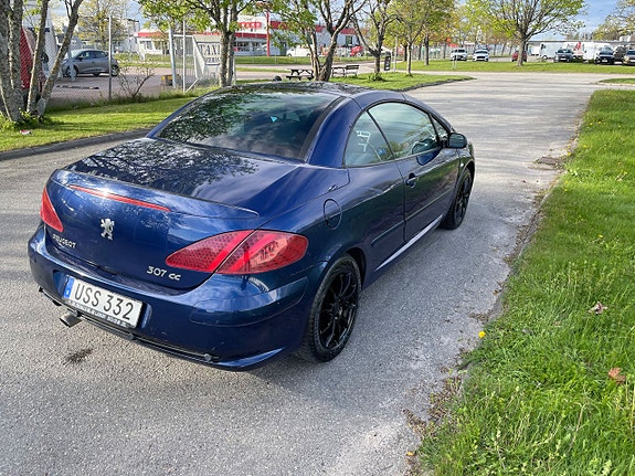 Peugeot 307 CC 17 of 23