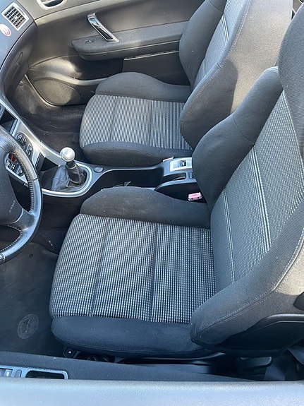 Peugeot 307 CC 10 of 23