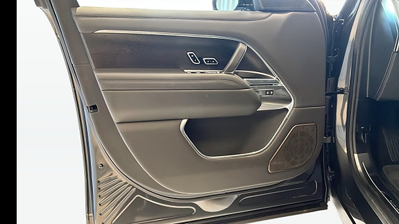 Land Rover Range Rover 10 of 13