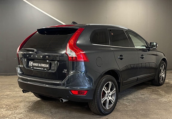 Volvo XC60 6 of 20
