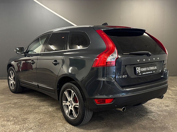 Volvo XC60 5 of 5