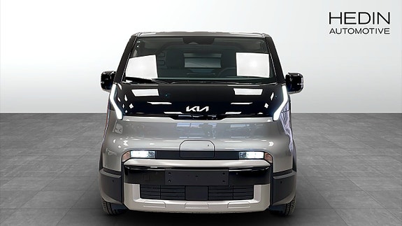 Kia PV5 2 of 5