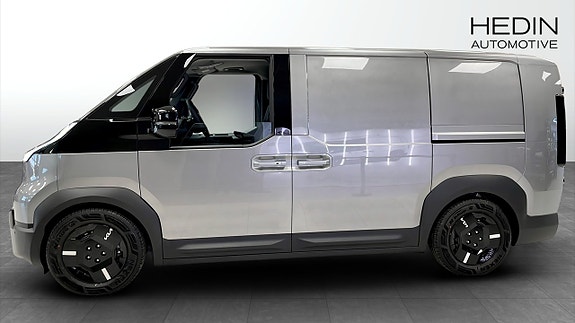 Kia PV5 4 of 5