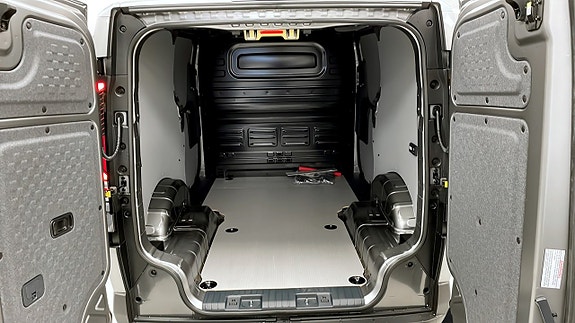 Kia PV5 12 of 12