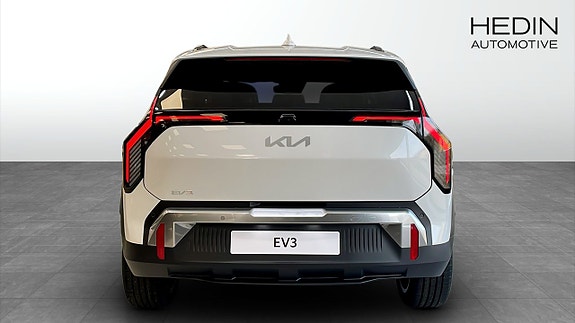 Kia EV3 7 of 9