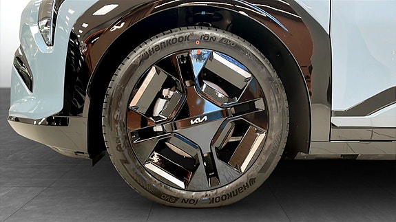 Kia EV3 9 of 9