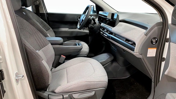 Kia EV3 3 of 16