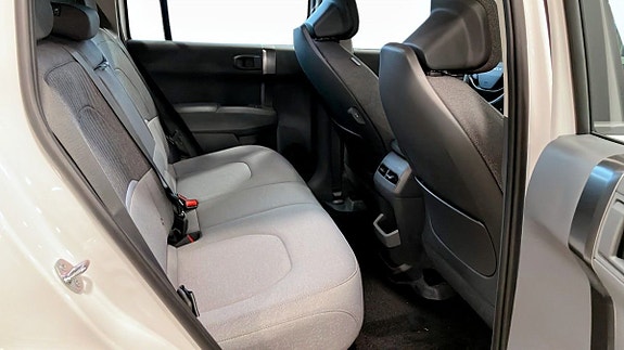 Kia EV3 5 of 16