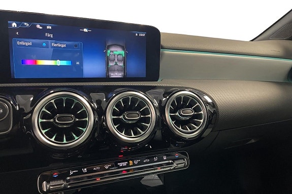Mercedes-Benz A250 e 16 of 17