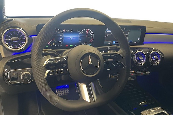 Mercedes-Benz CLA250 e 9 of 22