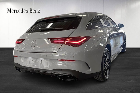 Mercedes-Benz CLA250 e 4 of 5