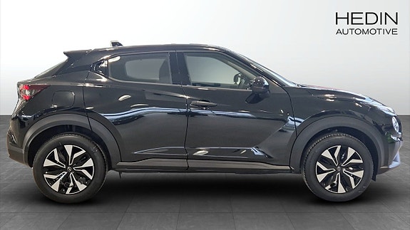 Nissan Juke 4 of 5
