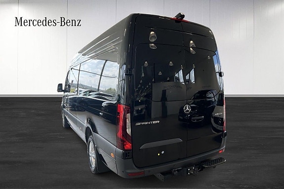 Mercedes-Benz Sprinter 319 3 of 16