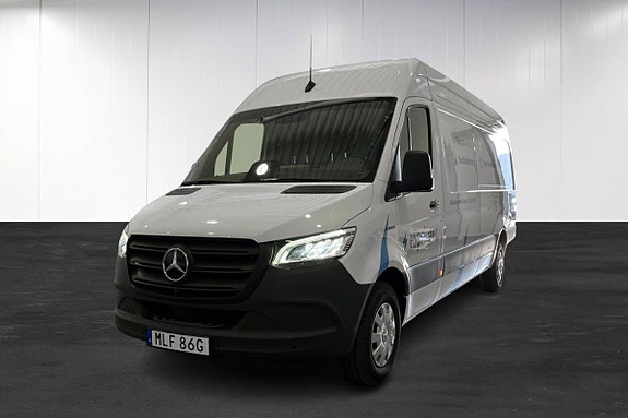 Mercedes-Benz Sprinter 208 2 of 21