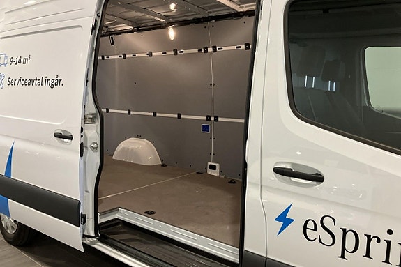 Mercedes-Benz Sprinter 208 13 of 21