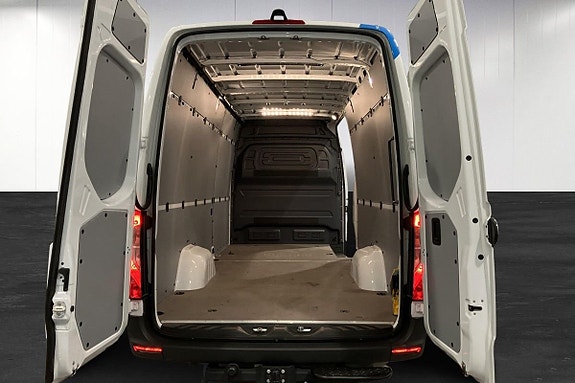 Mercedes-Benz Sprinter 208 11 of 21