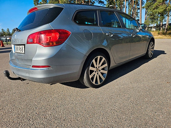 Opel Astra 4 of 5
