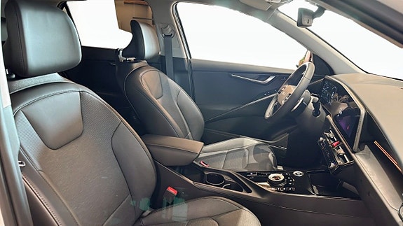 Kia Niro 3 of 17
