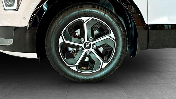 Kia Niro 9 of 17