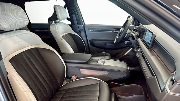 Kia EV9 3 of 16