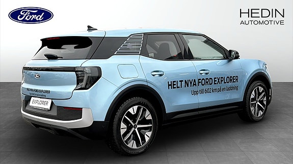 Ford Explorer 2 of 9