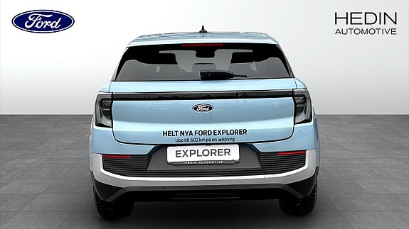 Ford Explorer 7 of 9