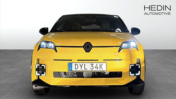 Renault 5 4 of 26