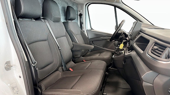 Nissan Primastar 5 of 9