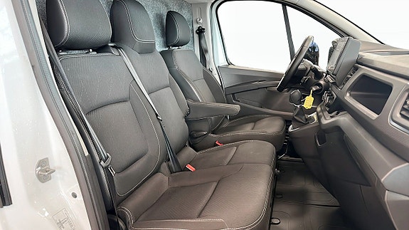 Nissan Primastar 5 of 9