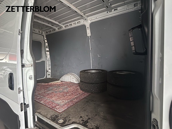 Iveco Daily 9 of 13