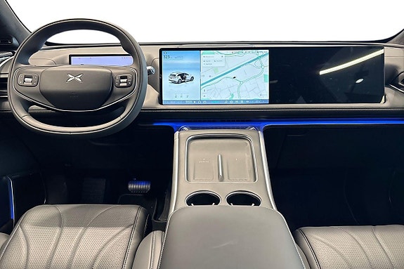 XPeng G9 15 of 23