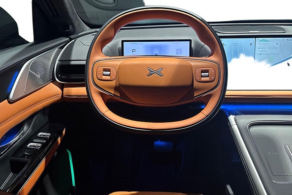 XPeng G9 11 of 22