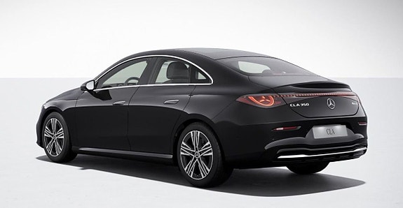Mercedes-Benz CLA350 3 of 8